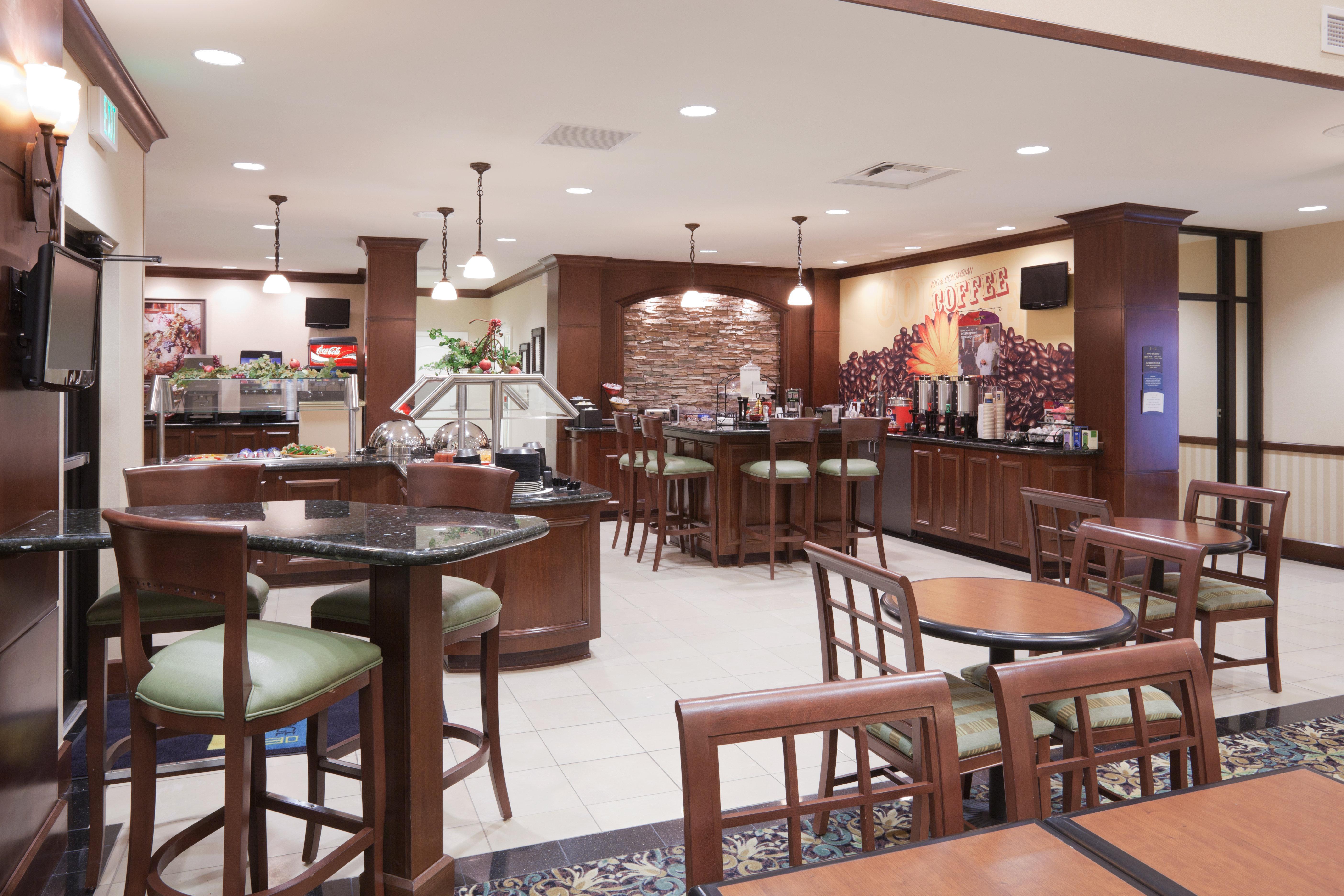 Homewood Suites Lafayette-Airport Bagian luar foto