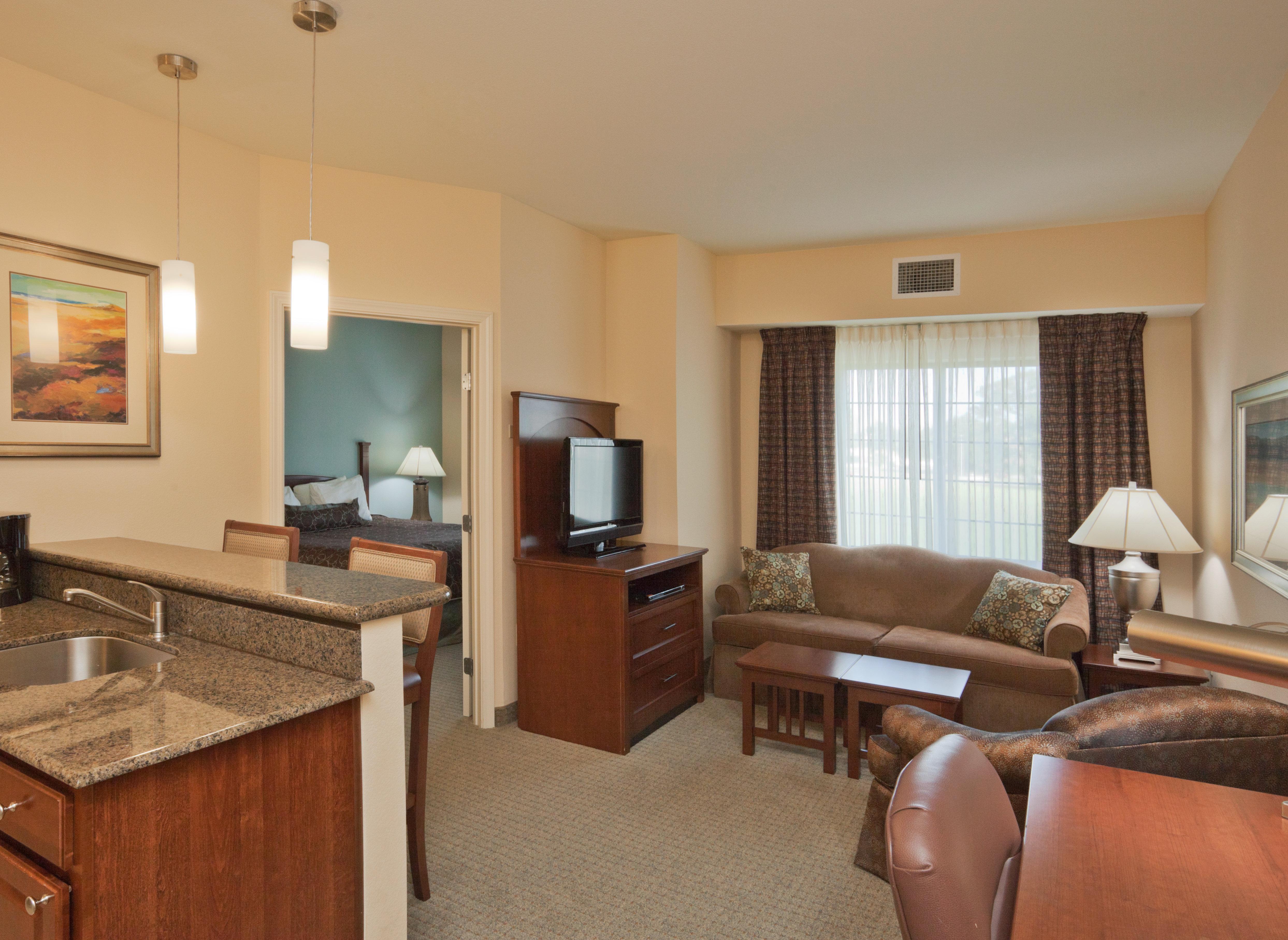 Homewood Suites Lafayette-Airport Bagian luar foto
