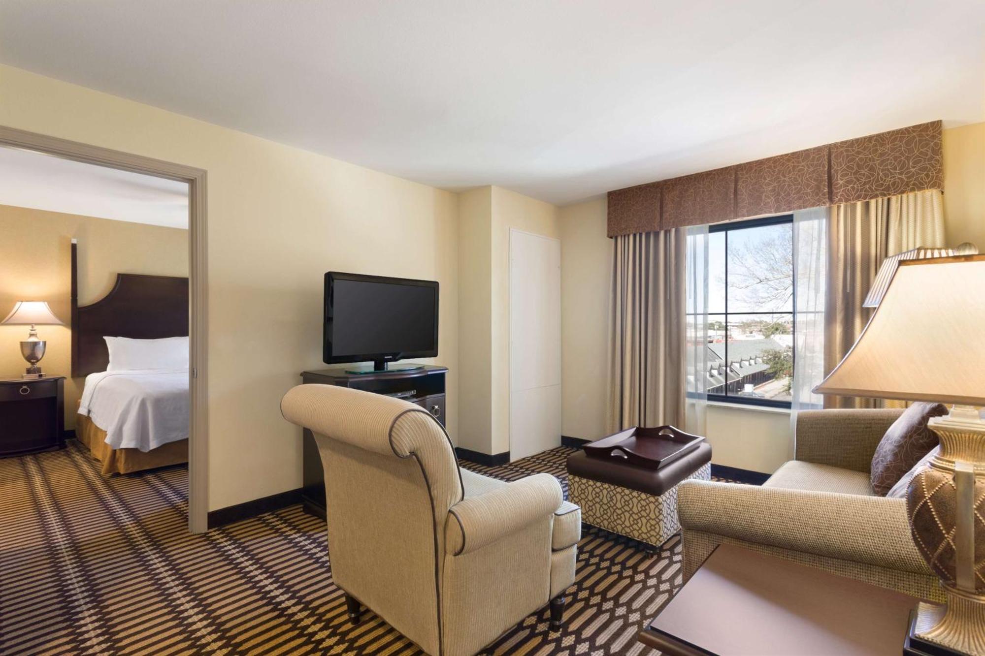 Homewood Suites Lafayette-Airport Bagian luar foto
